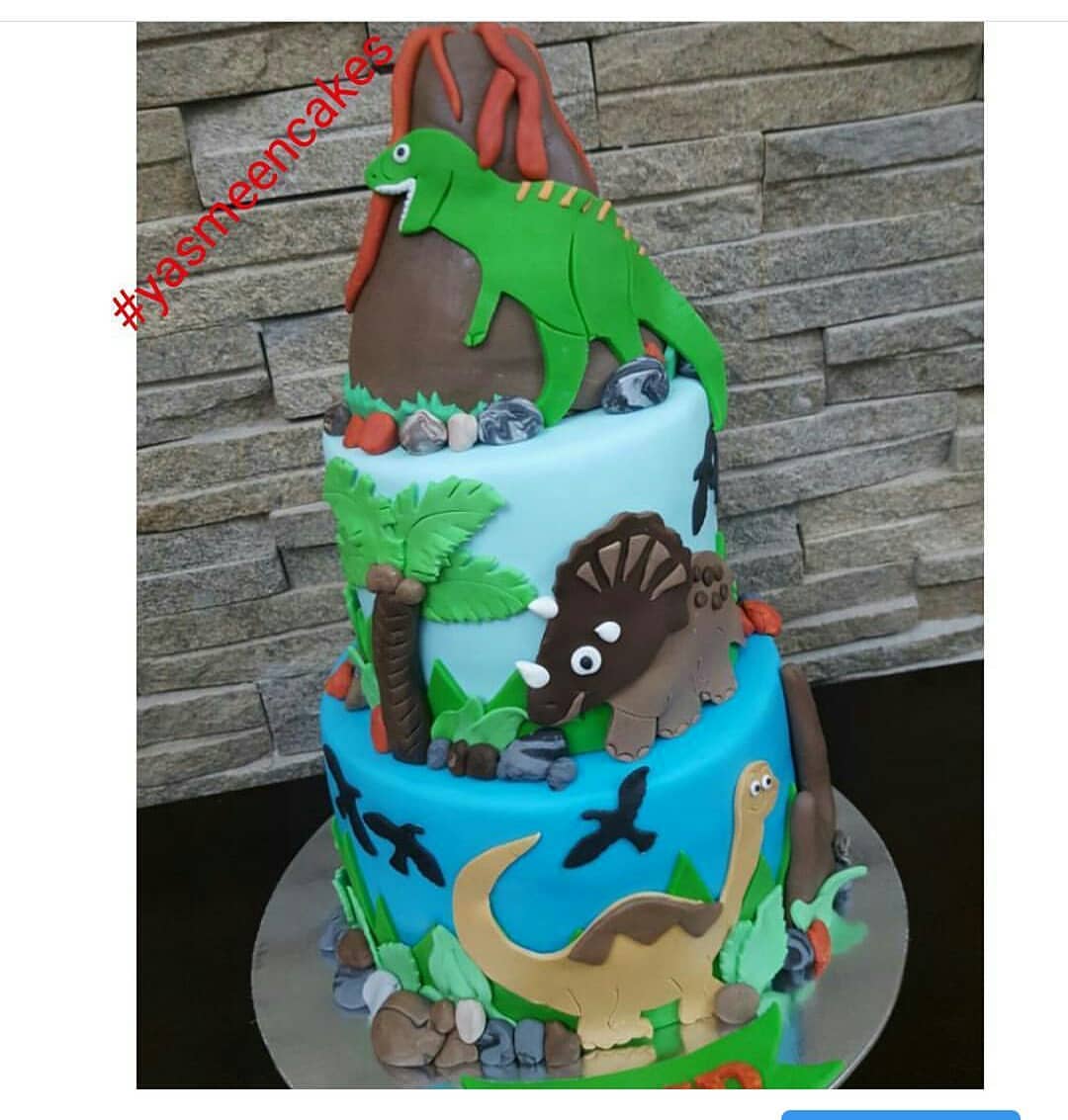 #jurasicparkcake #jurassicpark #jurassicparktheme#jurassicparkparty#dinosaur#dinosaurcake#dinosaurtheme#dinosaurparty#yasmeencakes #boysbirthday#birthdaycake #dubaicaake #dubai#uaenationalday #rak#abudhabi #Ajman #sharjah #sweets #ياسمين_كيك #كيكة_ديناصور#yasmeencakes_boys