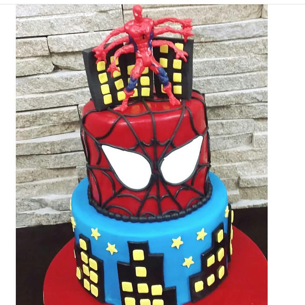 Spidermanparty#spidermancake#batman#supermancake#marvel
#abudhabi #sharjah #decoration #dubai #Superheroes #superherocake #cake #cupcake #supermantheme #celebration #superherocake #birthday ##ironmancake #batmancake #boys#instacake #yasmeencakes #ياسمين_كيك #spidermantheme #marvelcharacters#yasmeencakes_boys