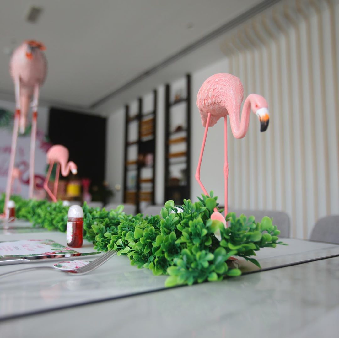 Be a flamingo in a flock of pigeons
Flamingo theme Bridal Shower. DM for more information and enquires
.
.
.
.
#flamingotheme #bridalshower #leavesandflowers #hawain #pigeons #flamingoes #events #decor #eventsandconcepts #eventsandconfectionary #cakes #cupcakes #cakepops #donuts #personalized #bridetobe #wedding #mydubai #dubai #sharjah #abudhabi #ajman #fujairah #rak #uaq #unitedarabemirates @chocolatecouturedubai