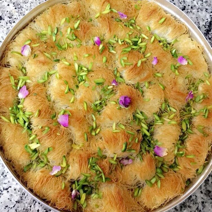 كنافة بالقشطه والجبن ..