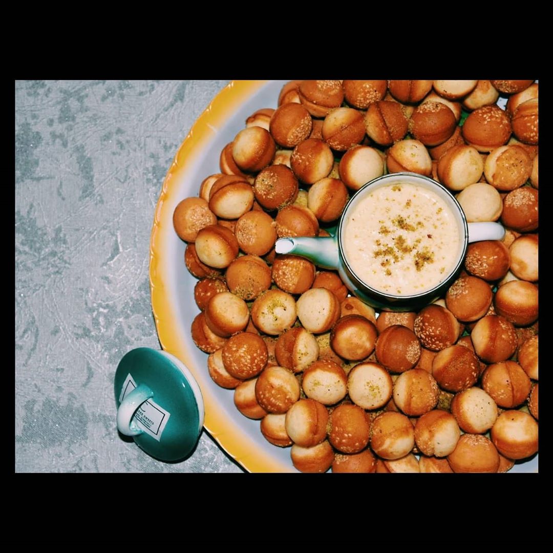 كرات الخنفروش مع صوص الزعفران
سعر الصينية ٢٠٠ درهم
#uae #AD #ajman #sharjah #dubai #ajman #sweets
#الامارات #دبي #الشارقة #عجمان #أبوظبي #التوزيعات