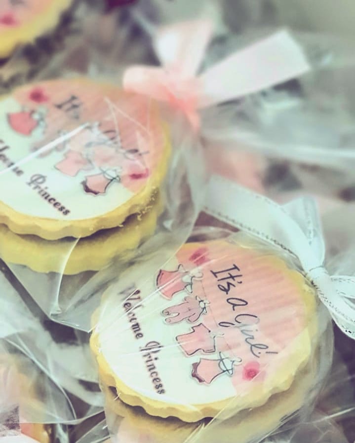 .
سابليه المواليد بحشوه النوتيلا ❤ ..
.
للطلب التواصل عبر الواتساب ..
0506988963
.
#سابليه #نوتيلا #شوكليت #حلويات #مشاريع_منزلية #مناسبات #توزيعات_مواليد #ملجه #حنه #ليلة_حنة #توزيعات #توزيعات_مناسبات
#Chocolates #Nutella #biscuits #sweets #Dubai #dxb #UAE #Sharjah #Ajman #Abu_dhabi #baby_boy #baby_girl #mydubai #mydubai