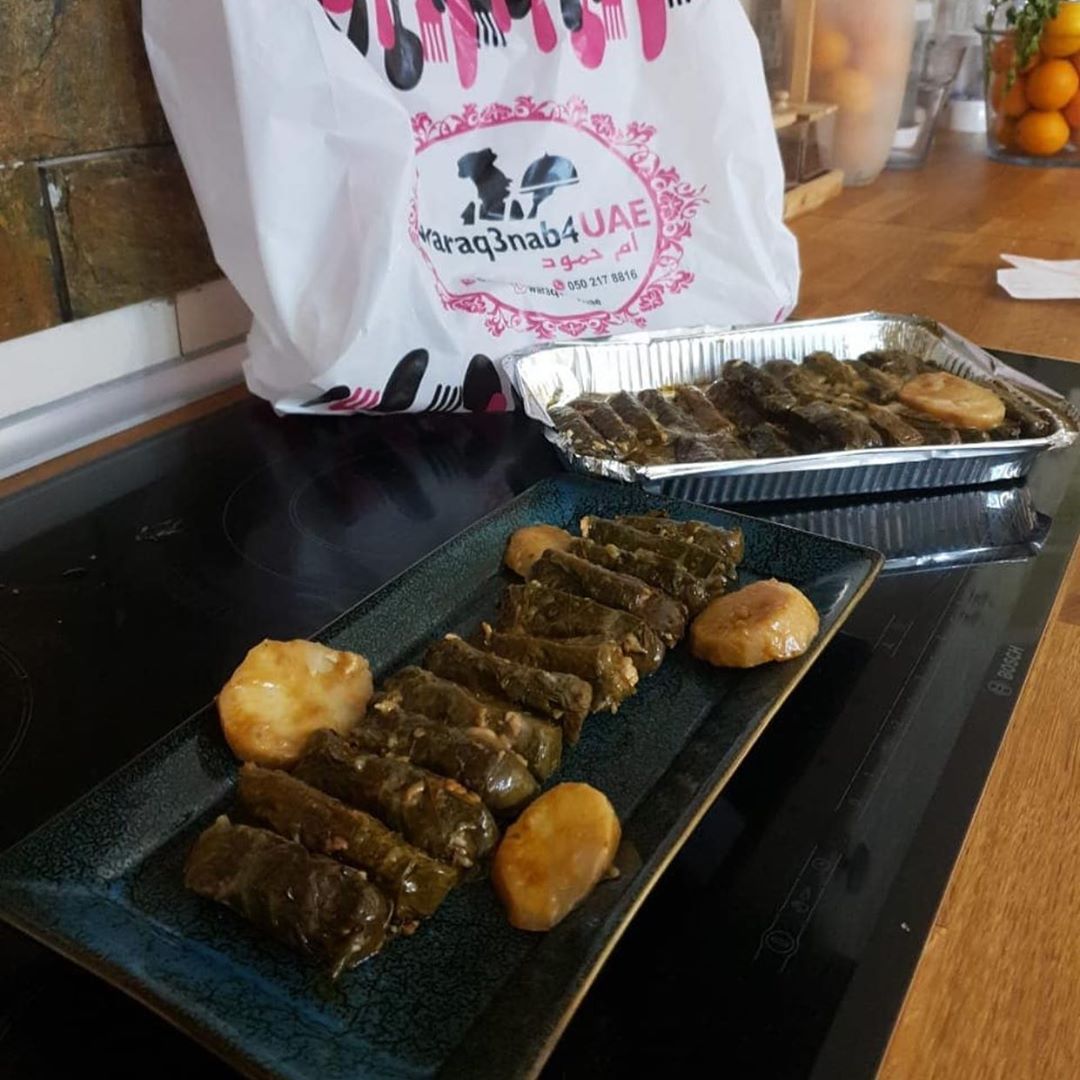 آچار وورق عنب ام حمود تصوير زبايني للطلب واتس اب 0501658581
#food #UAE #اكل #اجار #برياني #كبسه #لذيذ #طعام #مقلوبه #dubai #دبي #الشارقه #ابوظبي #عجمان #عيش #رز #محاشي #صالونه #باذنجان #باميه #همبه #سبايسي #فلفل #ورق_عنب #ملفوف #ورق_عريش