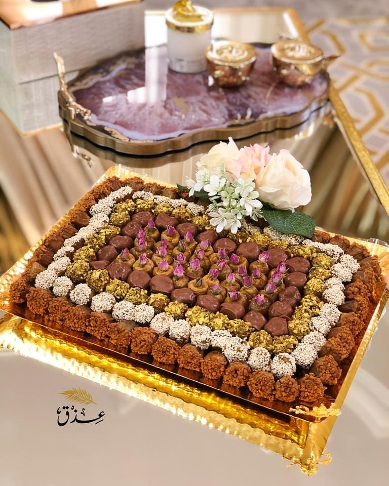 #ابها #عذق #تجمع_بنات_الجنوب #عسير #تقديمات_ضيافه #سيدات_أبها #تمر #تمور #تمور_فاخرة #توزيعات_مميزة #ضيافة #تصويري #تمريه #خميس_مشيط #ضيافه_استقبال_ولاده #توزيعات_زواج #حلا_قهوه #حلويات #تمر #محشي #ملكه # زواج