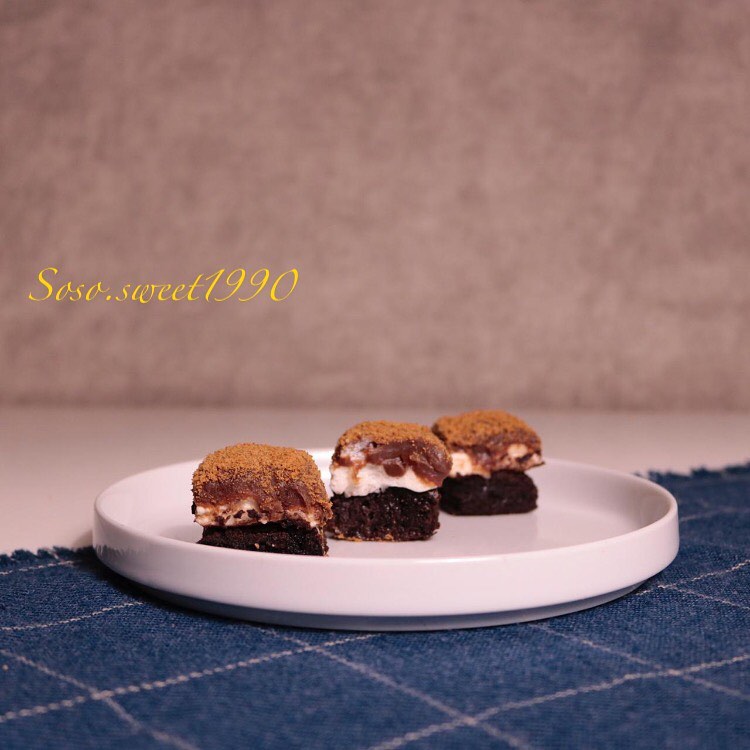 براونيز بالمارشميلو
من تصوير المبدعه
@huda.twily
@huda.twily
#تاجرات_الرياض #sosokt10 #soso_sweet1990 #نابلسية_بالفستق
#نابلسية_بايتس #نابلسية_بالفستق#حلوياتي
#اسر_منتجه #حلى_تقديم #تشيز_كيك_بايتس
#تشيز_كيك_ميني #تشيز_كيك #حلى_بارد #تقديمات #توزيعات #باندل_بايتس #حلى_البقشه #سويتي #نابلسية_الفستق #حلى_سريع #حلى_بارد #حلى_قهوة #حلى_قهوه #حلى_منزلي #حلى_لذيذ #حلوياتي #حلويات_قهوة #sosokt10 #براونيز_بالمارشميلو #brawnie #brawnise