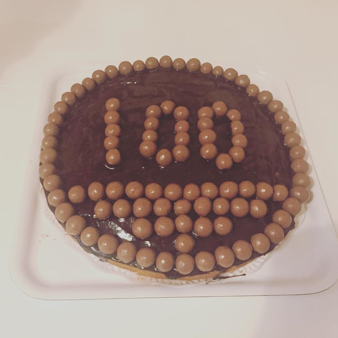 Chocolate cake