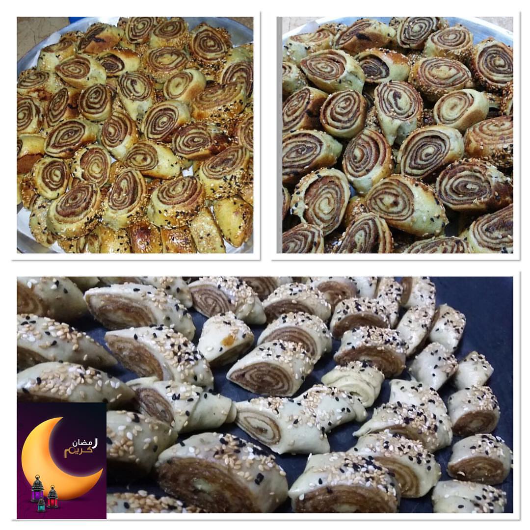 مقروطة من شغل اليوم #مقروطة #معمول #شغلي #شغل #شغل_بيت #شغل_يدوي #تصويري #الاردن #عمان #حلويات #عيد #عيد_الفطر #عيد_سعيد #رمضان #رمضان_كريم #رمضانيات #كعك #تمر #معمول #سمبوسك #كبة #كبه #نقرشات