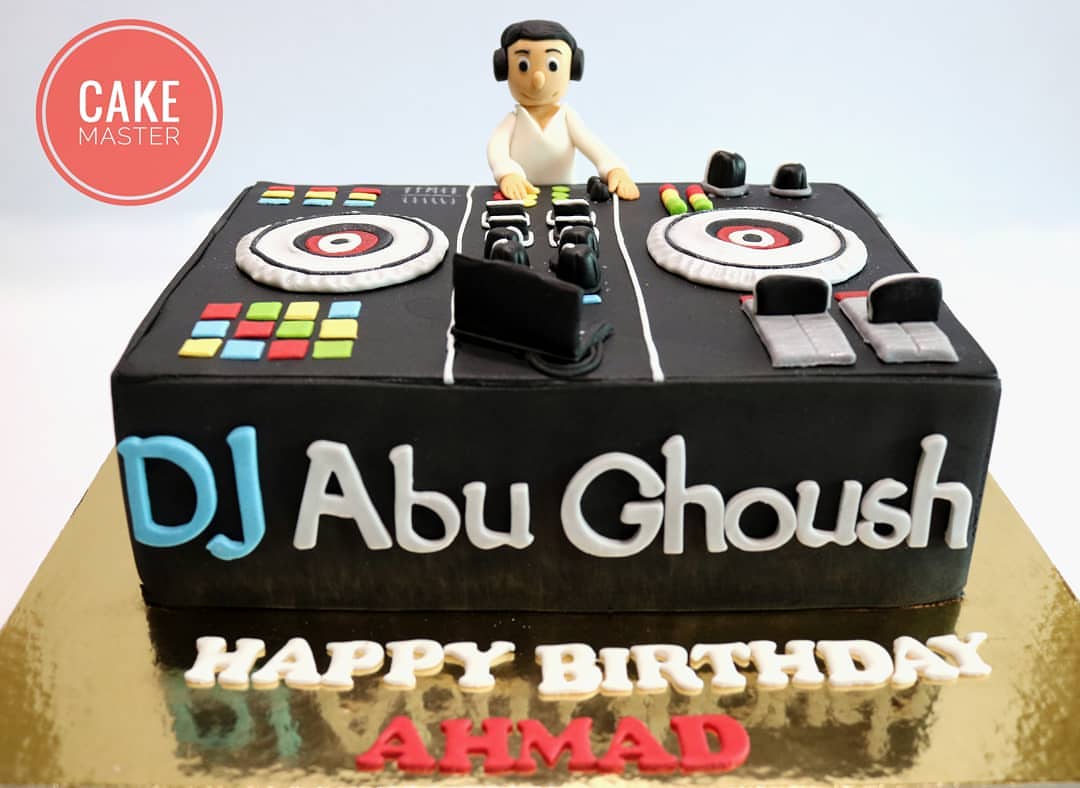 Happy Birthday Ahmad
.
.
.
#dj #djthemedcake #birthday #birthdaycake #happybirthday #costumizedcake #cakes #chocolatecake
#cakedecorating #cakedesigner #cakedesign