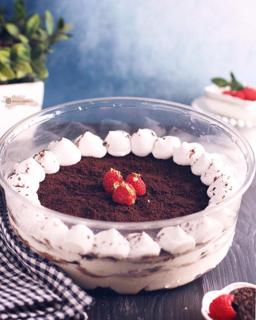 جديدنا ✨✨
.
.
Oreo ice cake ✨
١٠٠ ريال
طبقات الاوريو والكريمه الباااارده وطبقة شوكليت لذيذه✨
