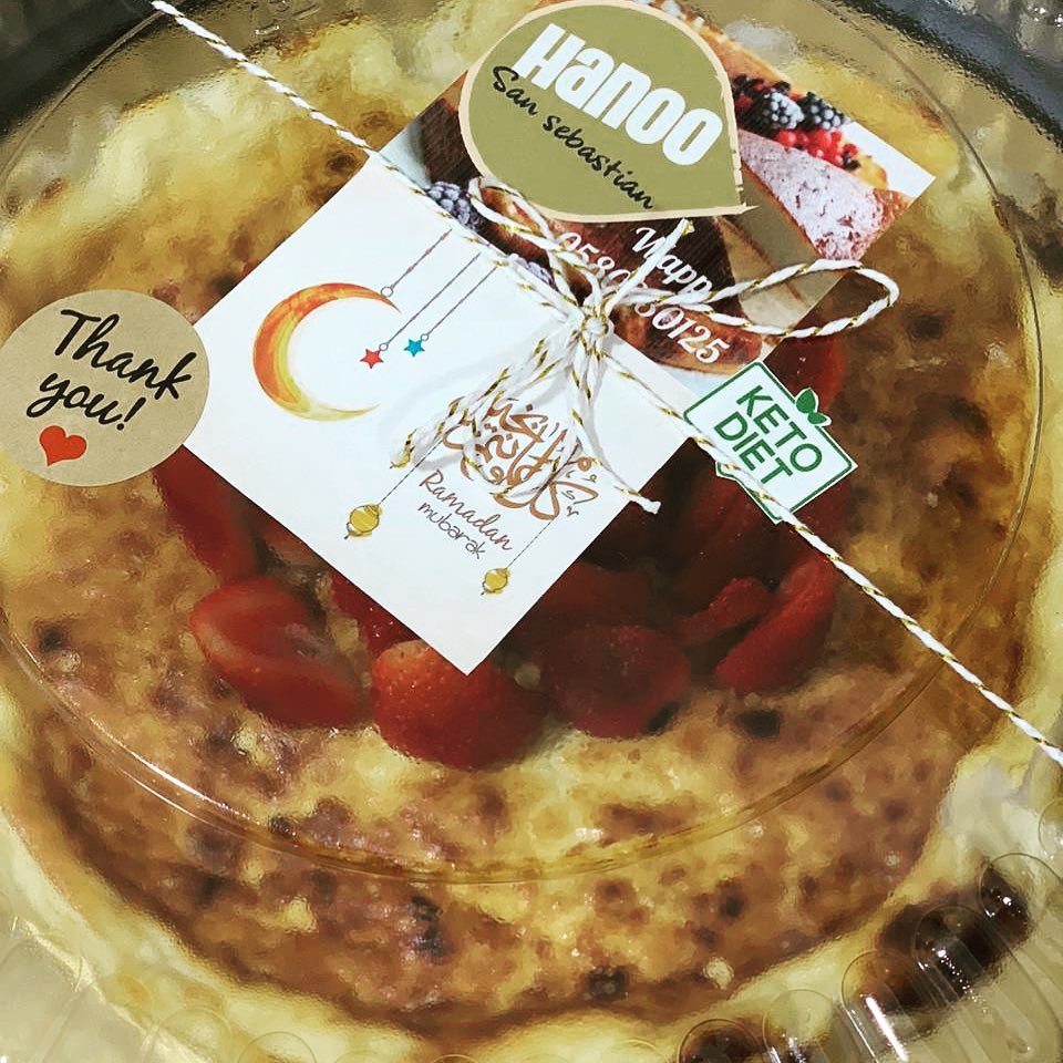 #n #hanoosansebastian #cheesecake #sansebastiancheesecake #cake #sansebastiancheesecake#jeddah_city#jeddah_cafe #jeddah#first_time#one #first#جدة #تشيزكيك #حلى_منزلي#strawberry#فستق #لوتس_تشيزكيك #اوريو#تمره#نوتيلا #كيتو_دايت