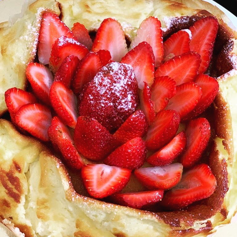 #n #hanoosansebastian #cheesecake #sansebastiancheesecake #cake #sansebastiancheesecake#jeddah_city#jeddah_cafe #jeddah#first_time#one #first#جدة #تشيزكيك #حلى_منزلي#strawberry#فستق #لوتس_تشيزكيك #اوريو#تمره#نوتيلا #كيتو_دايت