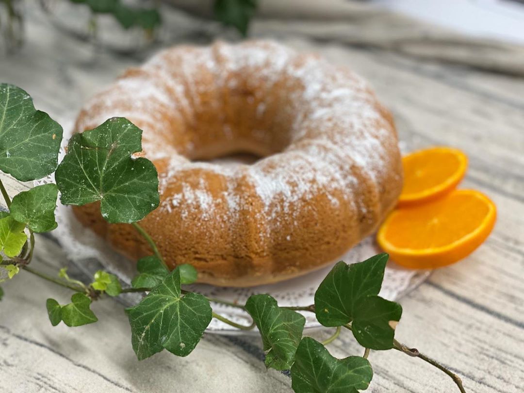 Orange cake £12 كيكة البرتقال #cake #teatime #treat #homebakedcake #orangecake #haritna #haritna_london #sweet #كيكة #كيكة_البرتقال #جاتو #حلويات #حارتنا #حارتنا_لندن