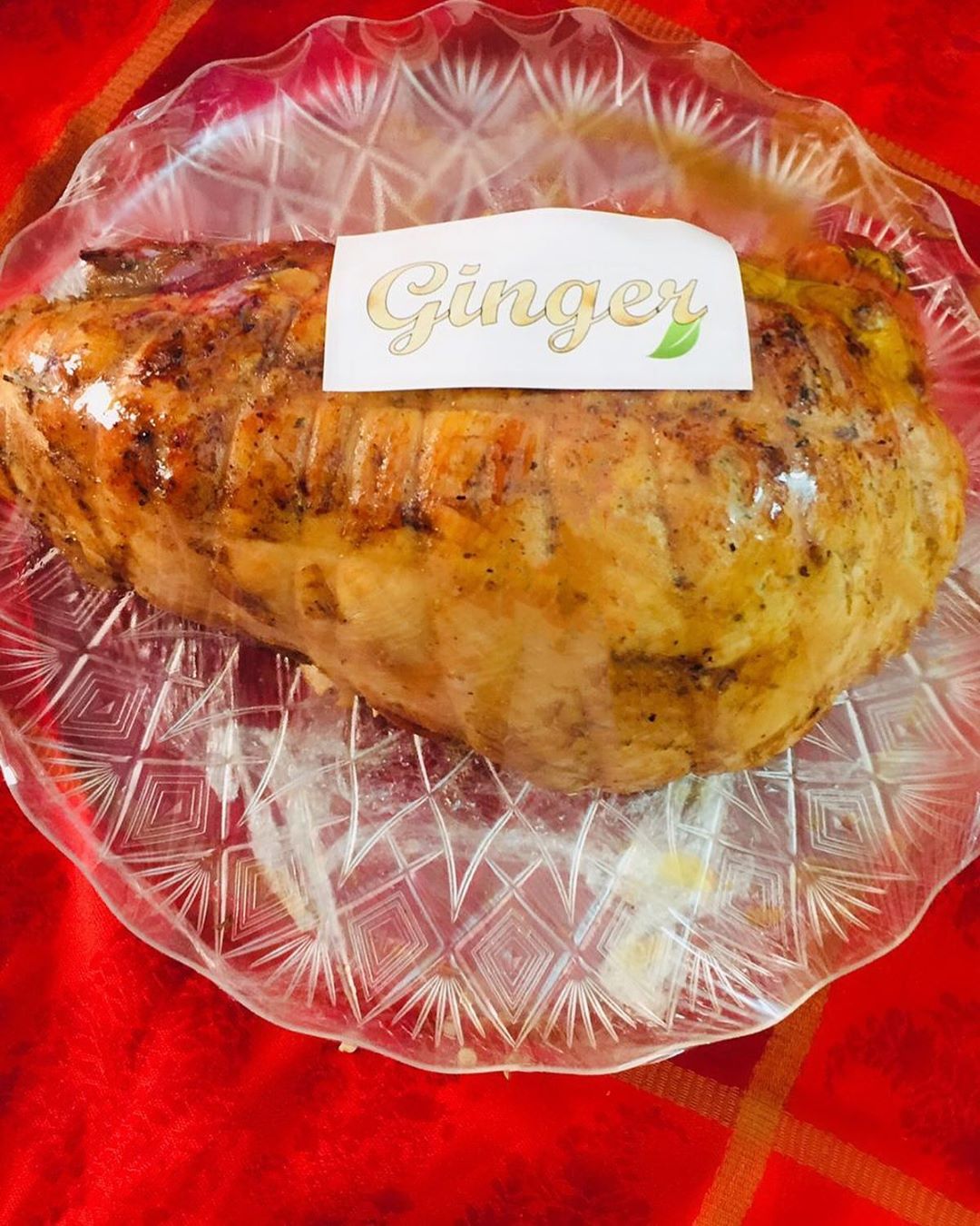 Roasted turkey breast ♥️
For order call ☎️☎️ : 01154844139
#gingerkitchen #catring #homemadefoodie #freshfood #foodlover #foodphotography #foodies #oriantal #ordering #chefoninstagram #chefstyle #deliciousfood #tastyfood #اكل_بيتي #كاترنج #المطبخ #اكلاتي #الأكل_المصري #turkey #roast