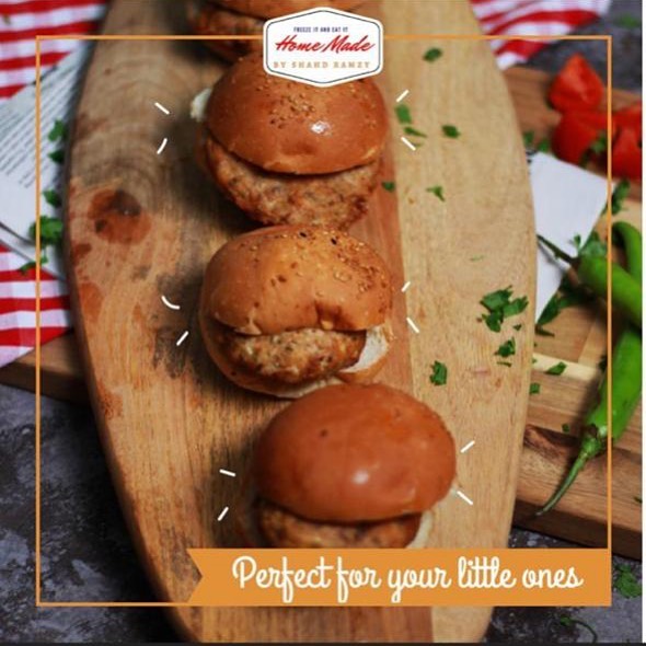 ليه تتعبي نفسك لما ممكن تطلبي أحلى أكل بيتي من عندنا؟
Order now the best homemade food in town!
#HomemadebyShahdRamzy #Fresh #Frozen #Homemade