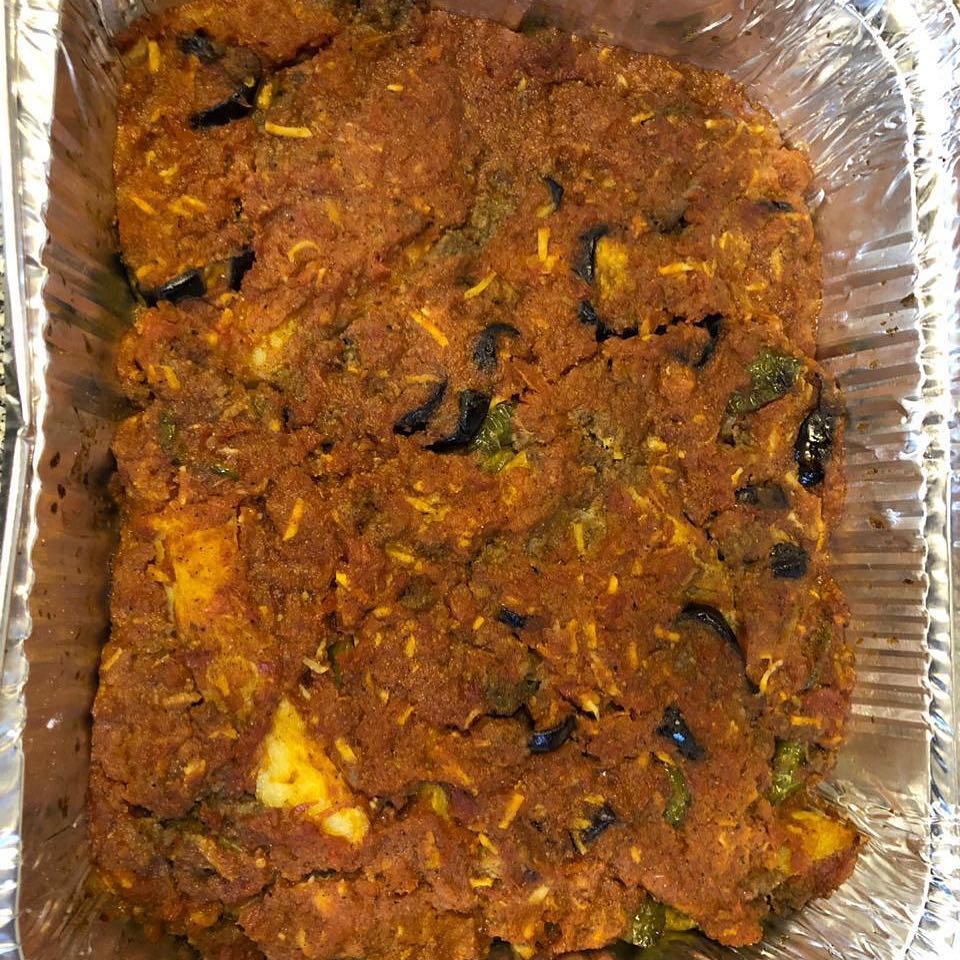 ليه تتعبي نفسك لما ممكن تطلبي أحلى أكل بيتي من عندنا؟
مسقعة باللحمة المفرومة
Order now the best homemade food in town!
#HomemadebyShahdRamzy #Fresh #Frozen #Homemade