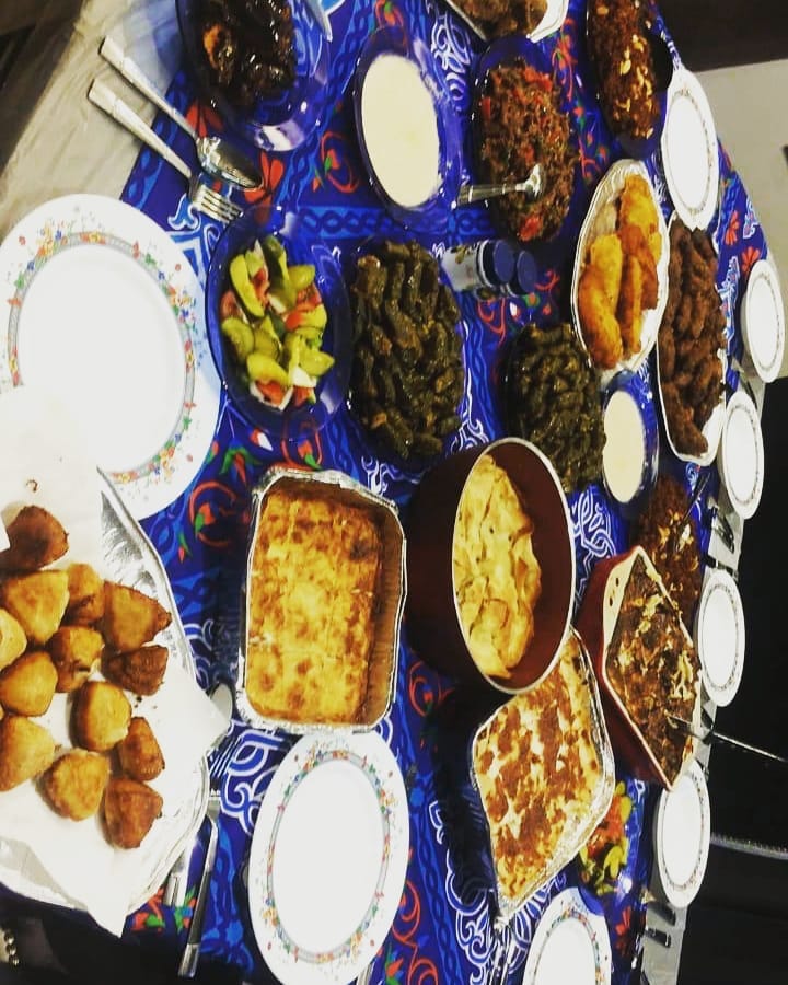 عرق الرستو لحمه مع رز خلطة والمكسرات