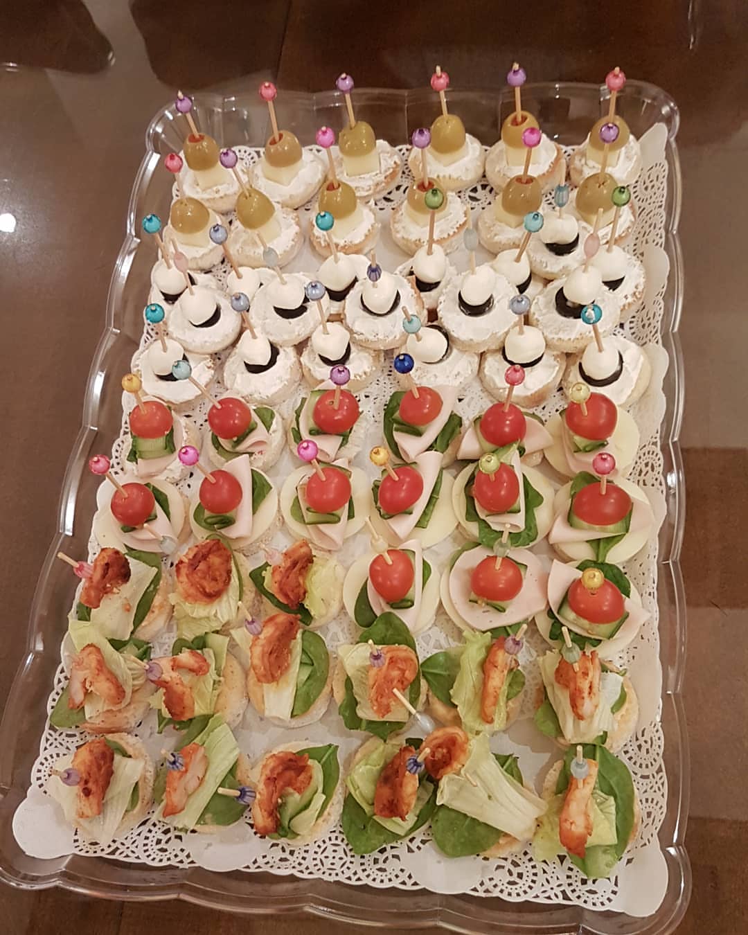 مقبلات التوست الكيلو ١٥٠ ريال