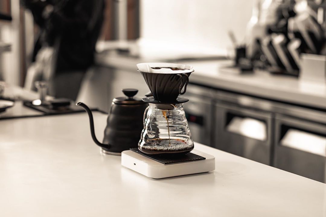 كرسالة صباح جميلة، أتمنى لكم يوم لطيف .
#be_safe #seven_grams #7_جرام #GramsOfLove #CoffeeAddicts #CoffeeLovers #SevenGramers