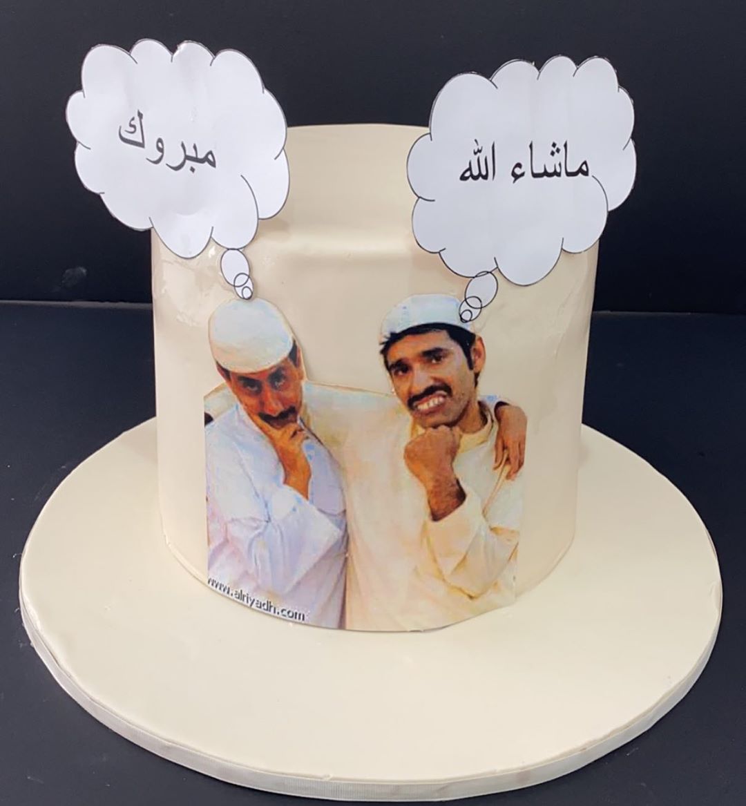 كيكات العيد ، و كل عام و الجميع بألف خير و صحه و سلامه يارب ، اخر موعد لإستلام طلبات العيد يوم الأربعاء ٢٠ مايو بإذن الله