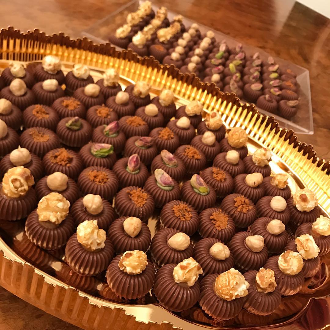 #تشكوليت #شكولاتة #مناسبات#تقديمات #بنات_الرياض #تقديمات_ضيافه #ميني_تشكوليت #زواج #مناسبة