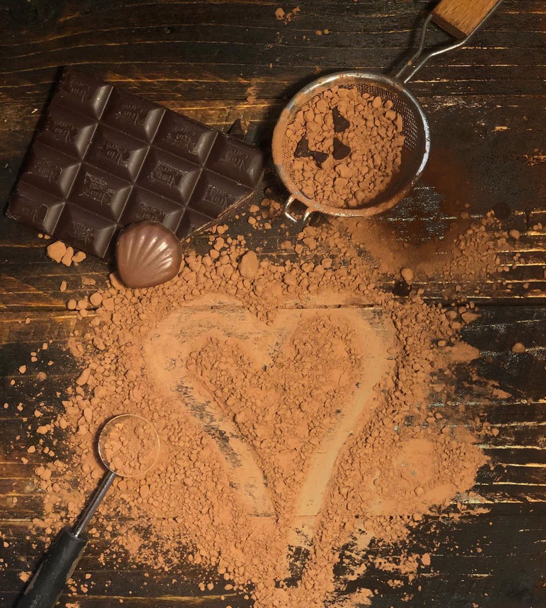 #rosine_chocolate شارك من تُحب روسين شوكليت