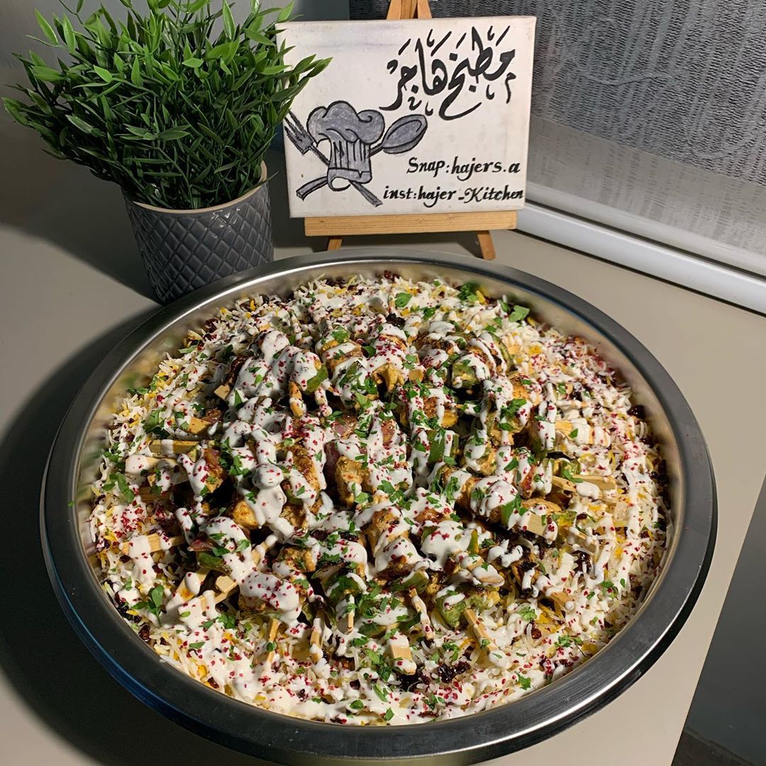شيش طاووق ايراني مع رز بالزعفران✨
#شيش_طاووق #رز_بالزعفران