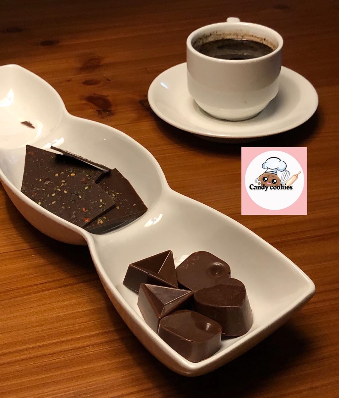 بعض اللقاءات مُدتها فنجان قهوة لكنها تُعطيك من العُمر أجمله♥️♥️