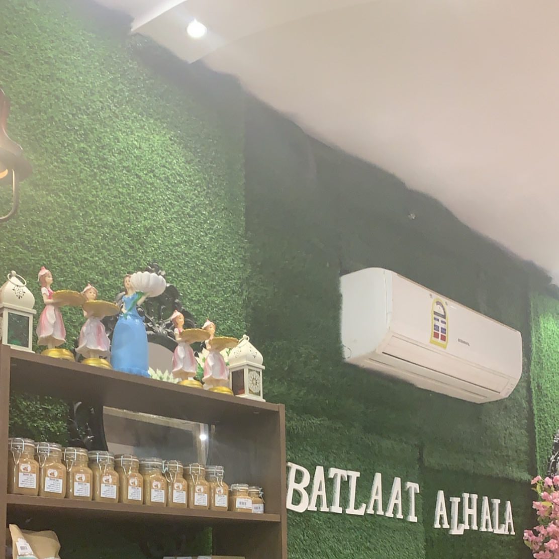 اول نقطة بيع لِـ أهل مكة في ((( بتلات الحلا ))) ، و يوجد توصيل مع مندوب في مكة و جدة و الطايف و الرياض . .
.
.
.
.
#بتلات_الحلا #مكة #جدة #الطايف #الرياض #توصيل #مندوب #زبدة_فول_سوداني #صحي #طبيعي #لذيذ #عضوي