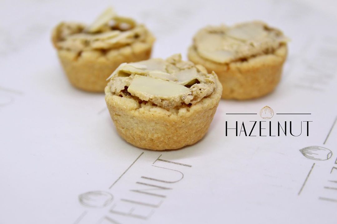 {3} Mini date tarts
___________________________ {٣}تارت التمر صغير