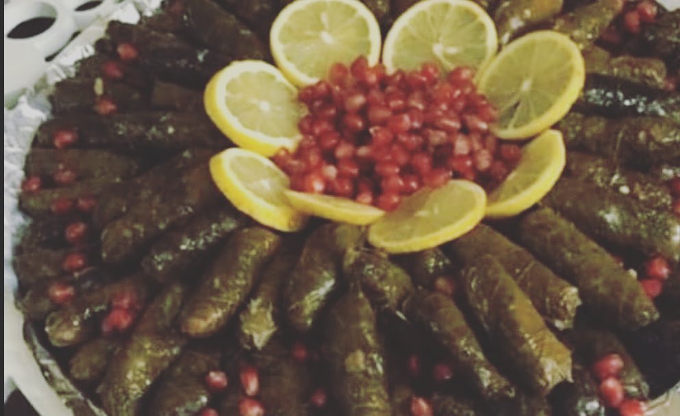 #ورق_عنب_بالحامض_ودبس_الرمان #ورق_عنب #ورق #عنب #الرياض #اكل #خفيف #لذيذ ورق عنب على حسب الطلب