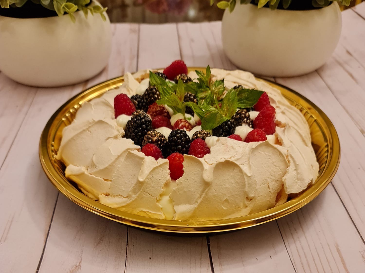 Pavlova Raspberry and Blackberry