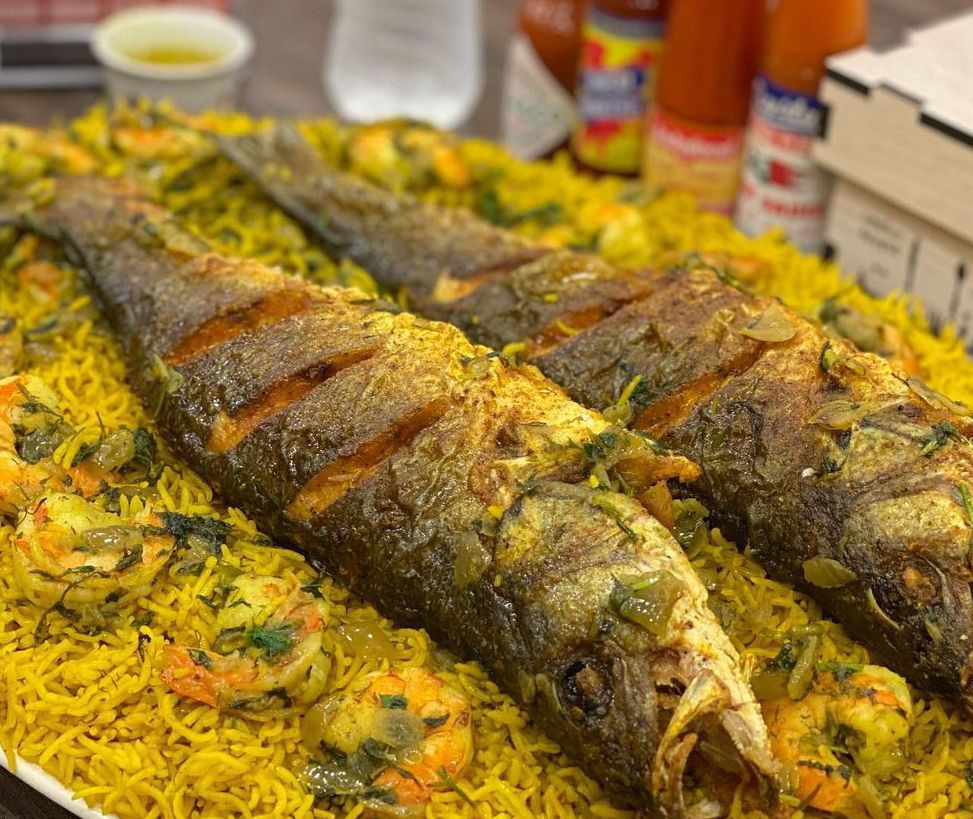 سمك مقلي أو مشوي عالطلب