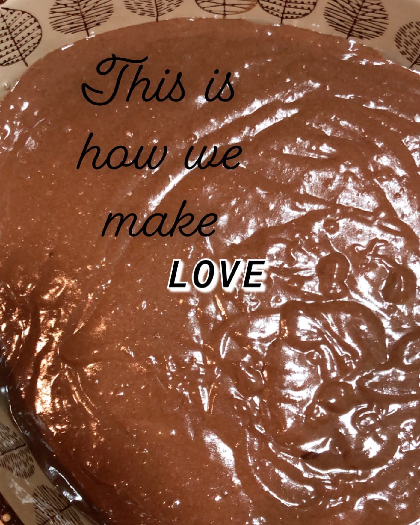 CHOCOLATE CAKE