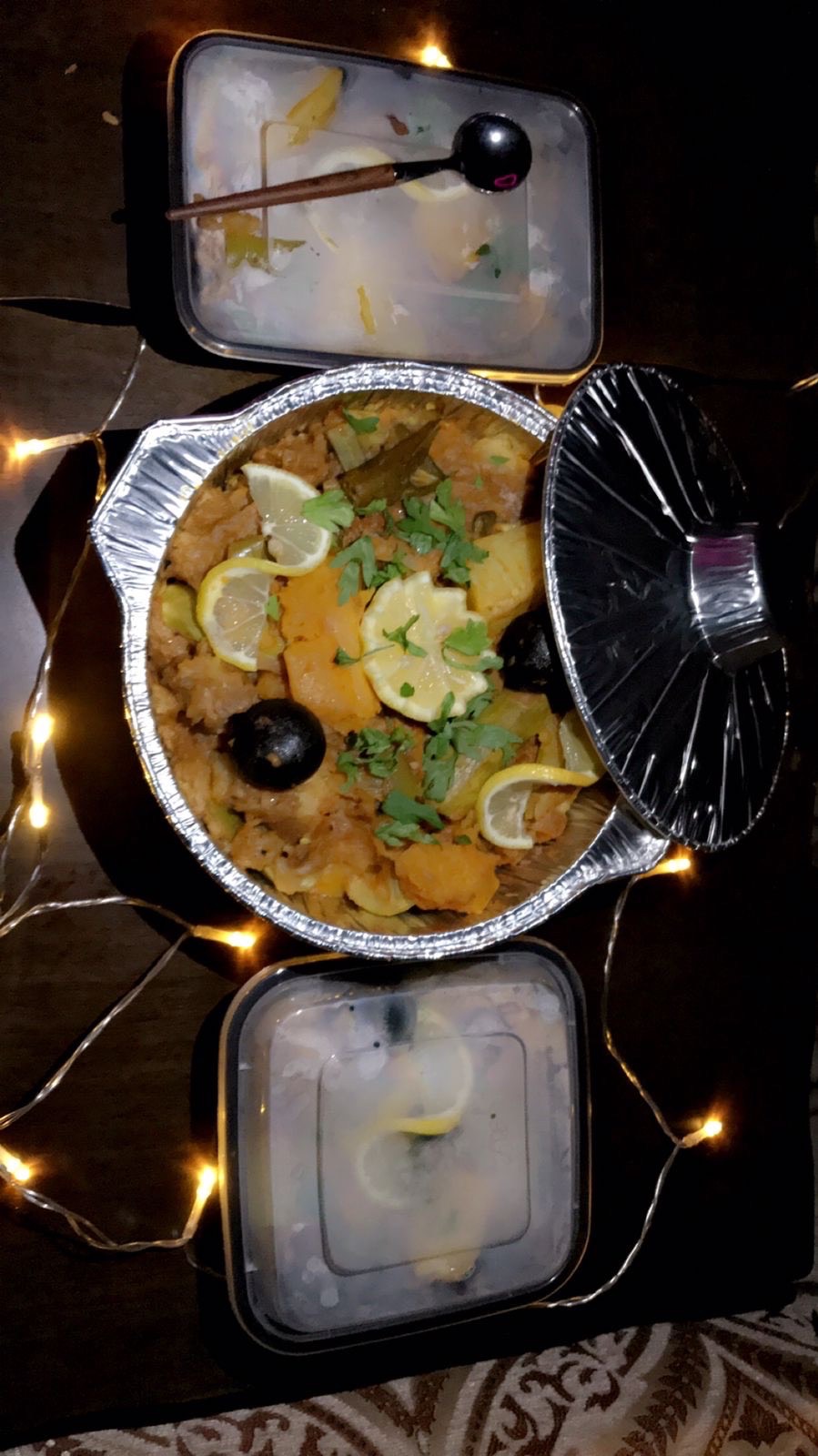 الطعمم قلييل بحقه كلمة لذيييذ وهذي شكل البوكسات اللي راح توصلكم متوسط - كبير - صغير ❤️