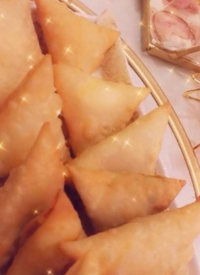 عرض خاص
سمبوسه بأي نوع من انواع الجبنه
شيدر، هنقاري، جبنه سائله
الحبه بريال فقط