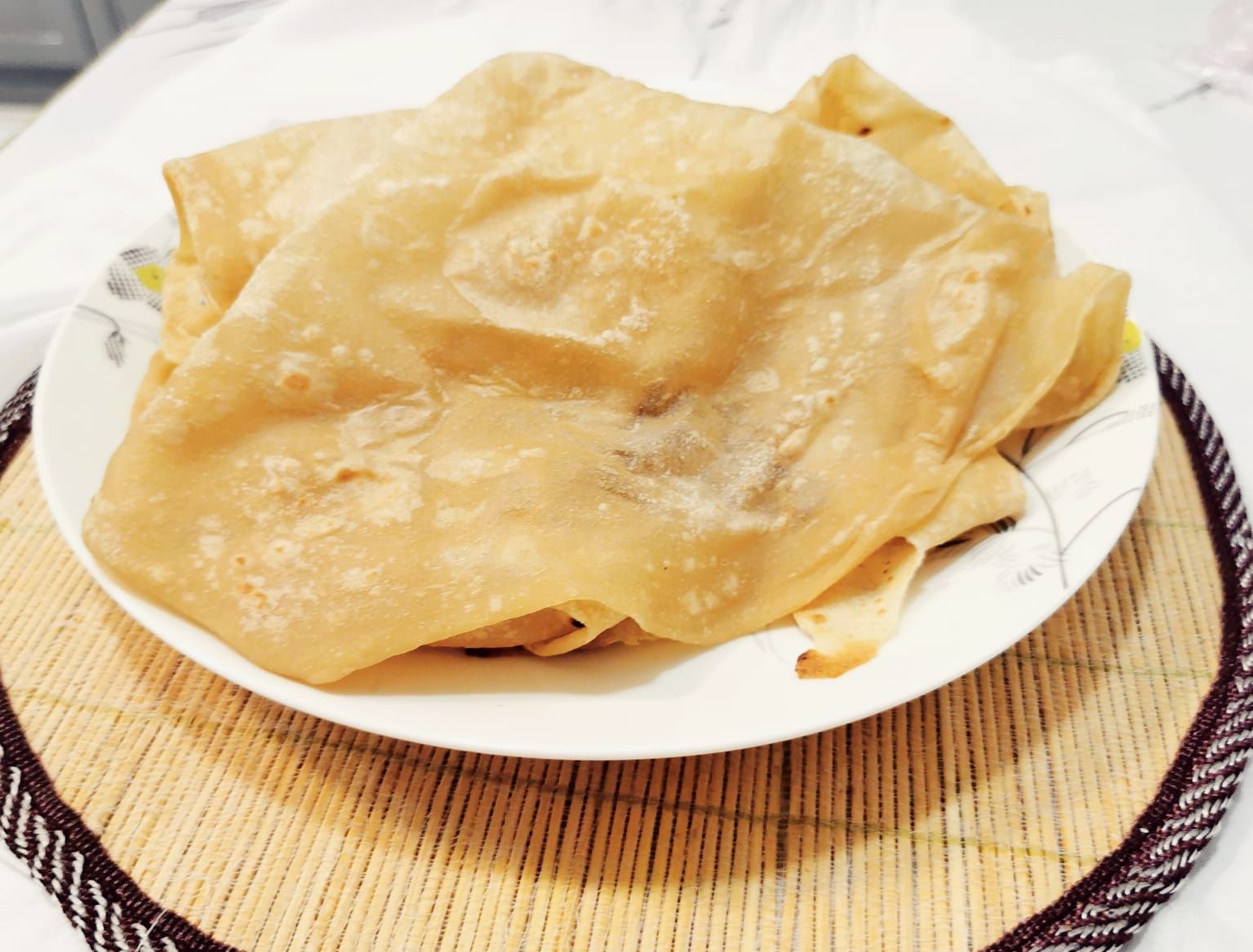 فطيرة صنع منزلي دقيق بر وعادي